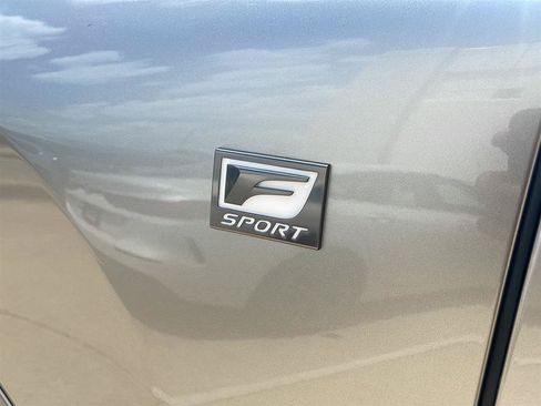 Used 2025 Lexus LX 700h F Sport AWD/4WD image 10