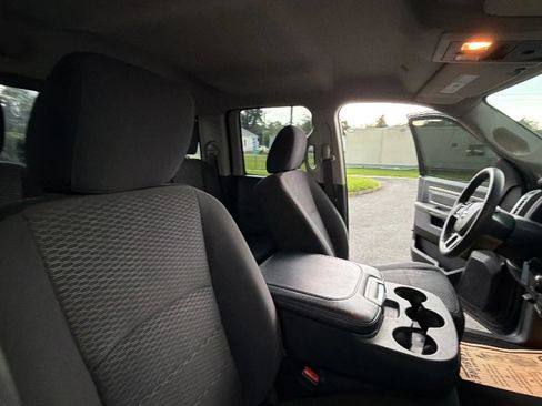 Used 2019 RAM 1500 Warlock AWD/4WD image 42