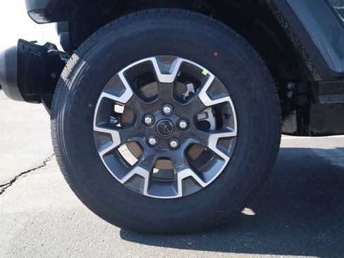 New 2026 Jeep Gladiator Sport image 7