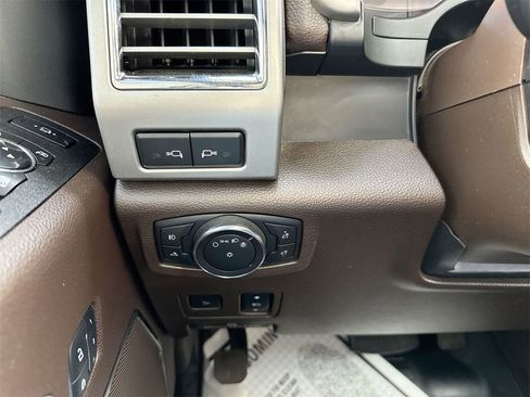 Used 2017 Ford F250 King Ranch w/ King Ranch Ultimate Package image 19