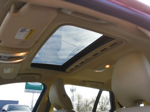 Used 2015 Volvo V60 T5 Premier Plus image 10