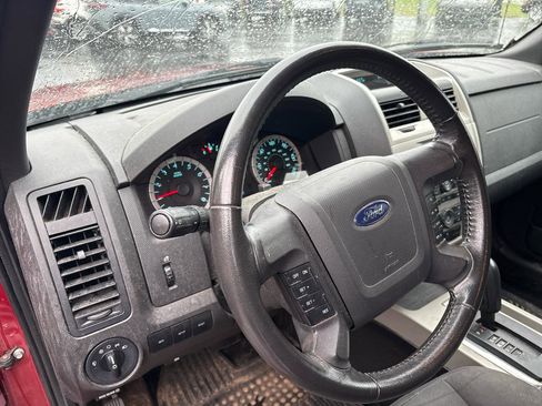 Used 2012 Ford Escape XLT FWD image 5