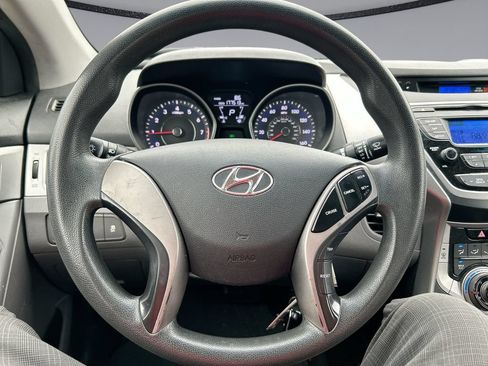 Used 2013 Hyundai Elantra GLS FWD image 14