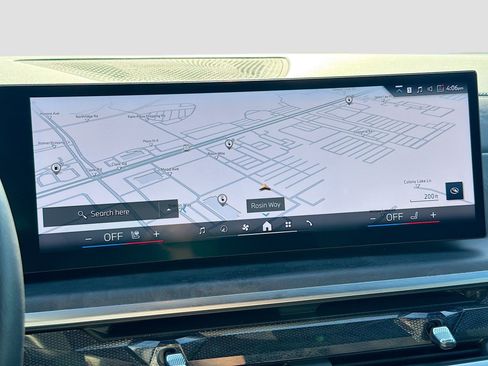 Certified 2025 BMW X5 xDrive50e image 33