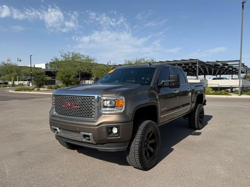 Used 2015 GMC Sierra 1500 Denali AWD/4WD image 9