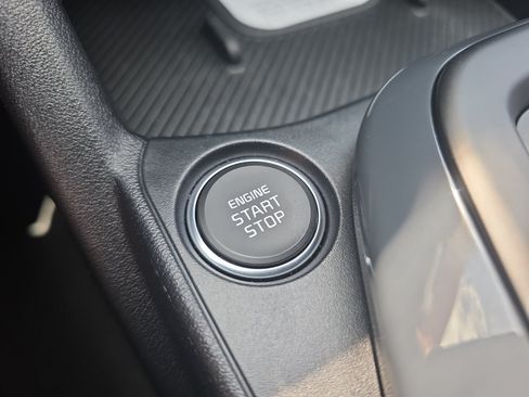 Certified 2025 Kia K4 EX FWD image 17
