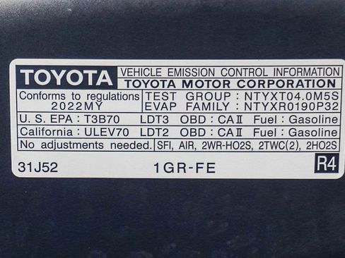 Used 2022 Toyota 4Runner TRD Off-Road Premium image 29