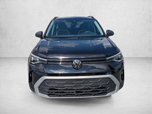 Used 2025 Volkswagen Taos S FWD image 2