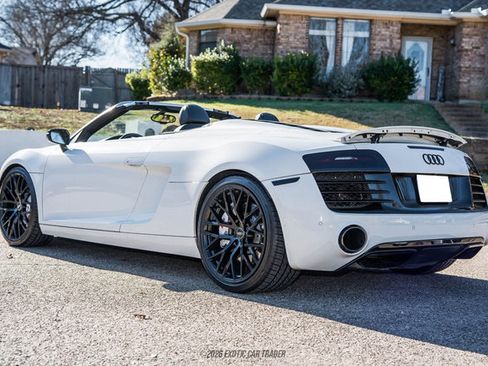 Used 2015 Audi R8 V8 w/ Full Leather Package image 6