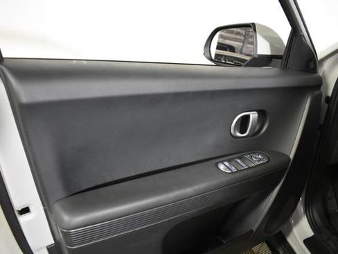 Used 2024 Hyundai Ioniq 5 SEL AWD/4WD image 7