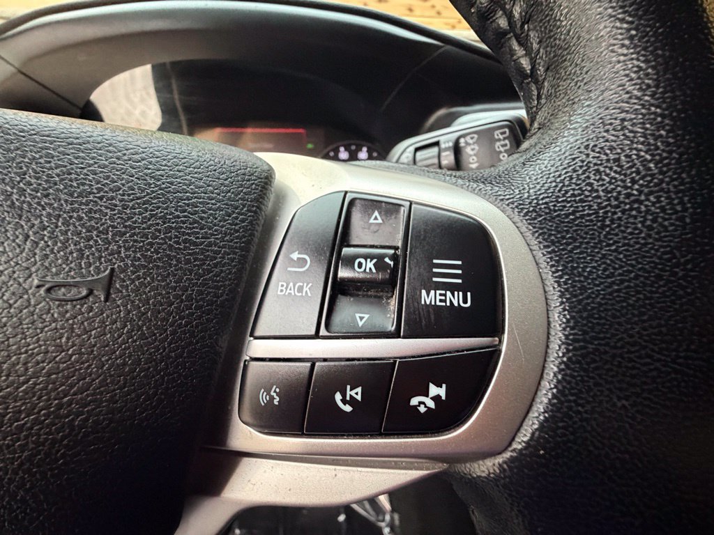 Used 2021 Ford Explorer XLT AWD/4WD image 24