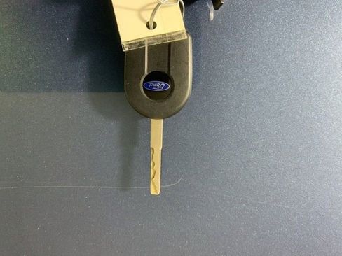 Used 2018 Ford Escape SE image 38