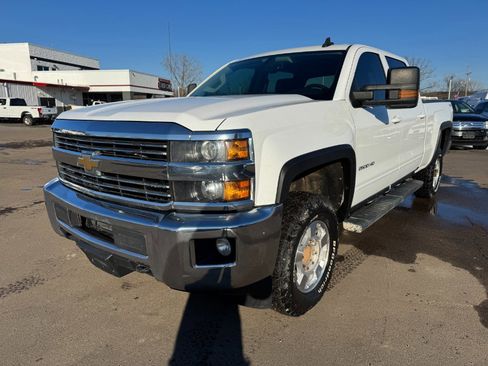 Used 2015 Chevrolet Silverado 2500 LT image 1