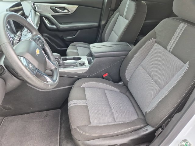 Used 2025 Chevrolet Blazer LT FWD image 15
