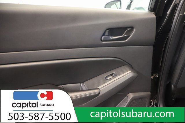 Used 2025 Nissan Altima 2.5 SV FWD image 30