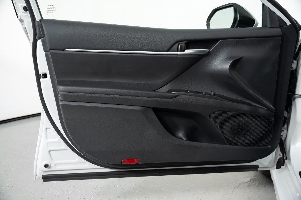 Used 2024 Toyota Camry SE FWD image 36