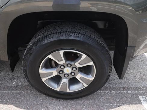 Used 2018 Chevrolet Colorado Z71 AWD/4WD image 14