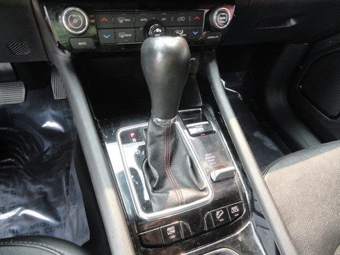 Used 2023 Jeep Compass Trailhawk AWD/4WD image 15