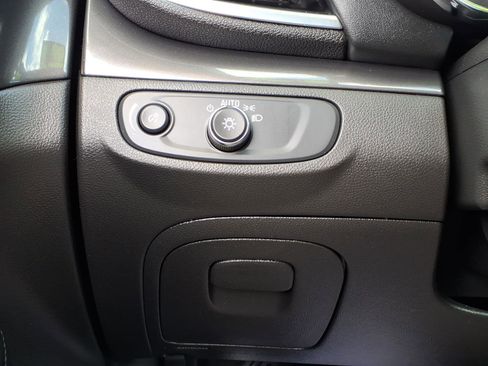 Used 2019 Buick Encore Preferred w/ Safety Package AWD/4WD image 17