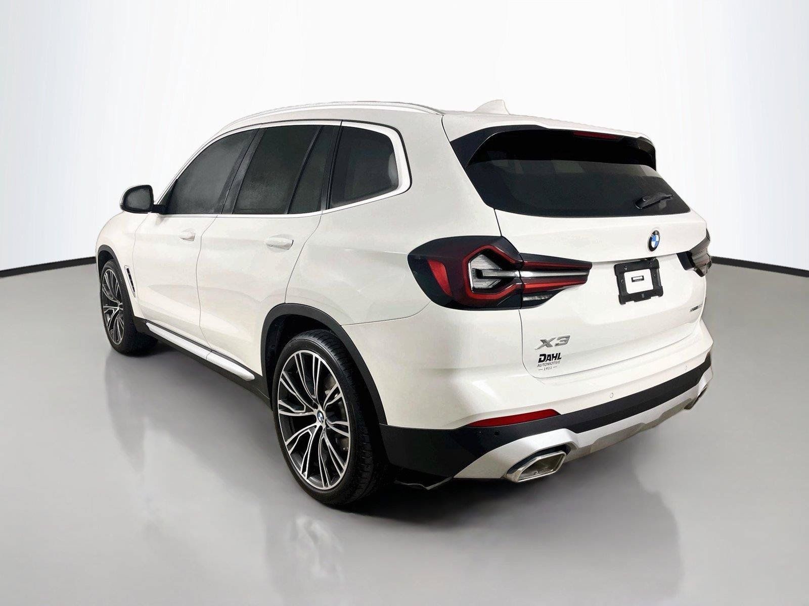 Used 2023 BMW X3 sDrive30i w/ Premium Package RWD image 10