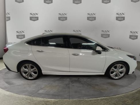 Used 2017 Chevrolet Cruze Premier FWD image 6