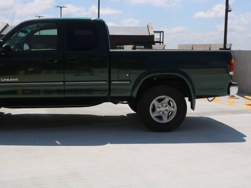 Used 2001 Toyota Tundra Limited w/ Off-Road Pkg AWD/4WD image 32