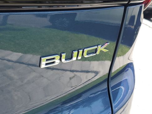 Used 2025 Buick Enclave Preferred FWD image 9