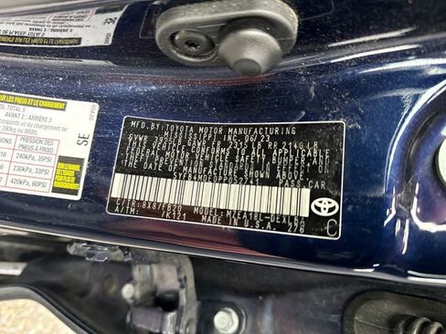 Used 2023 Toyota Corolla LE image 19