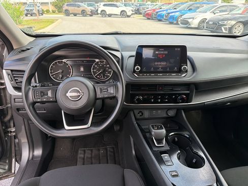 Used 2024 Nissan Rogue S FWD image 26