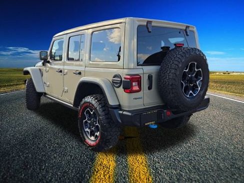 Certified 2022 Jeep Wrangler Unlimited Rubicon 4xe w/ Cold Weather Group image 2