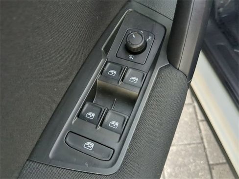 Certified 2021 Volkswagen Tiguan S image 16