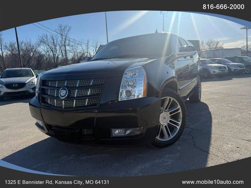 Used 2012 Cadillac Escalade ESV Premium image 1