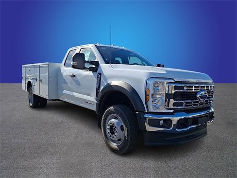 New 2026 Ford F550 4x4 Supercab Super Duty image 2