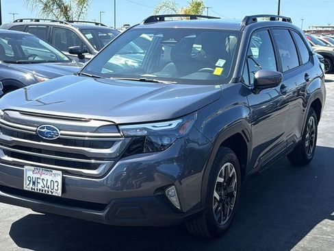 Used 2026 Subaru Forester Premium AWD/4WD image 3