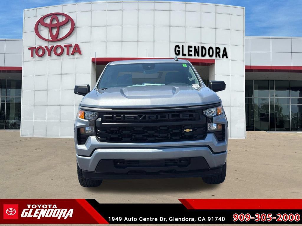 Used 2026 Chevrolet Silverado 1500 Custom AWD/4WD image 3