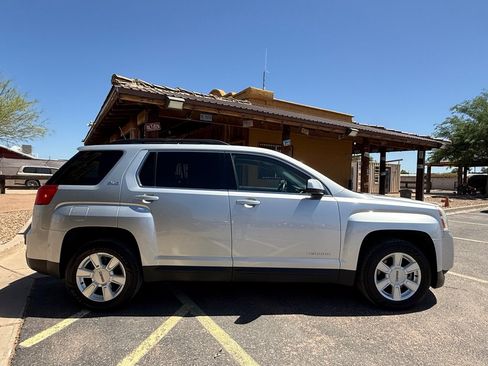 Used 2012 GMC Terrain SLE FWD image 8