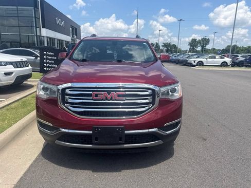 Used 2019 GMC Acadia SLE w/ Driver Alert Package I FWD image 4
