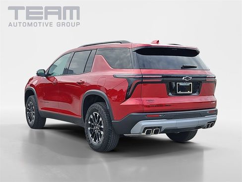 New 2026 Chevrolet Traverse Z71 w/ Enhanced Driving Package image 5