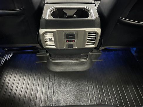 Used 2015 Ford F150 Lariat w/ Equipment Group 502A Luxury image 20