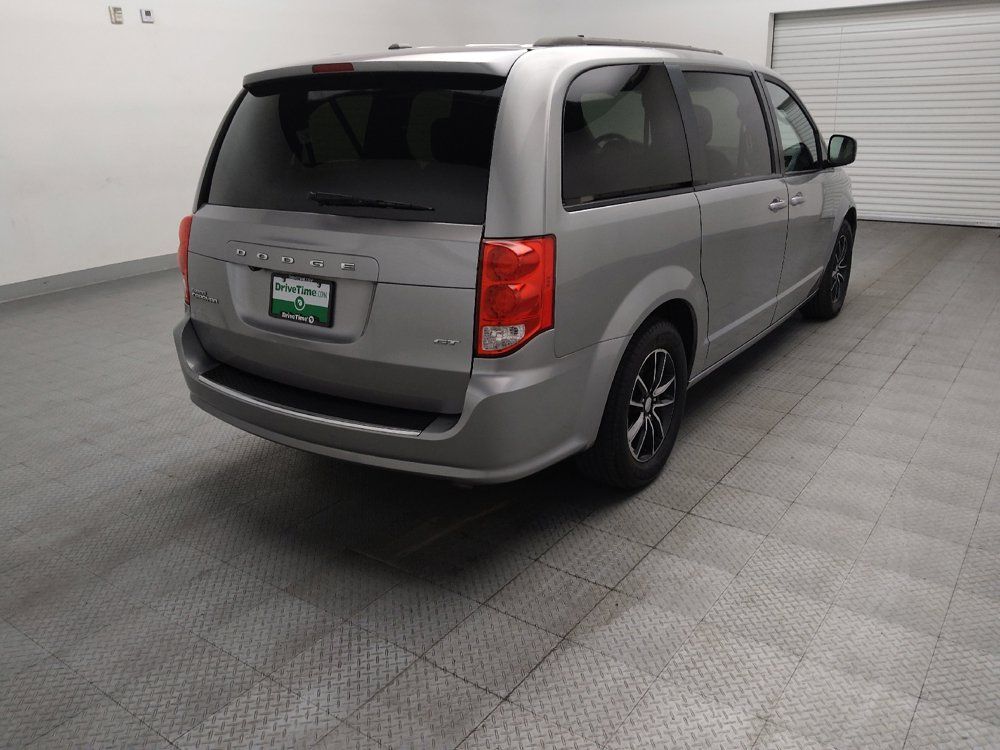 Used 2019 Dodge Grand Caravan GT FWD image 9