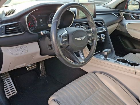Used 2021 Genesis G70 3.3T image 14