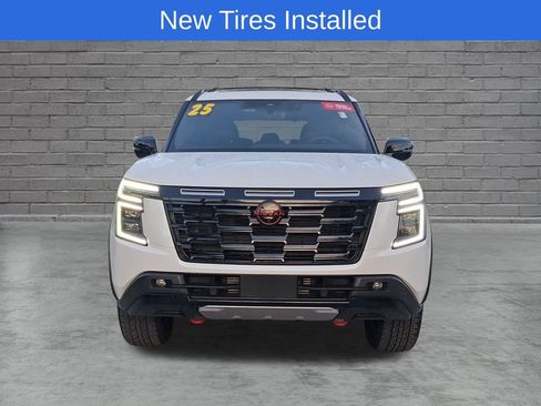 Used 2025 Nissan Armada PRO-4X w/ Pro-4X Premium Package AWD/4WD image 2