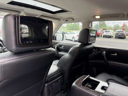 Used 2023 Nissan Armada Platinum w/ Captain's Chairs Package RWD image 21