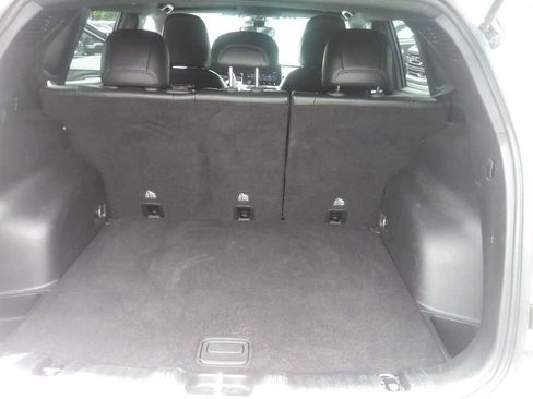 Used 2024 Jeep Compass Latitude AWD/4WD image 6