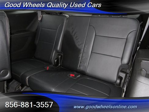 Used 2019 Chevrolet Traverse LT w/ LT Premium Package AWD/4WD image 15