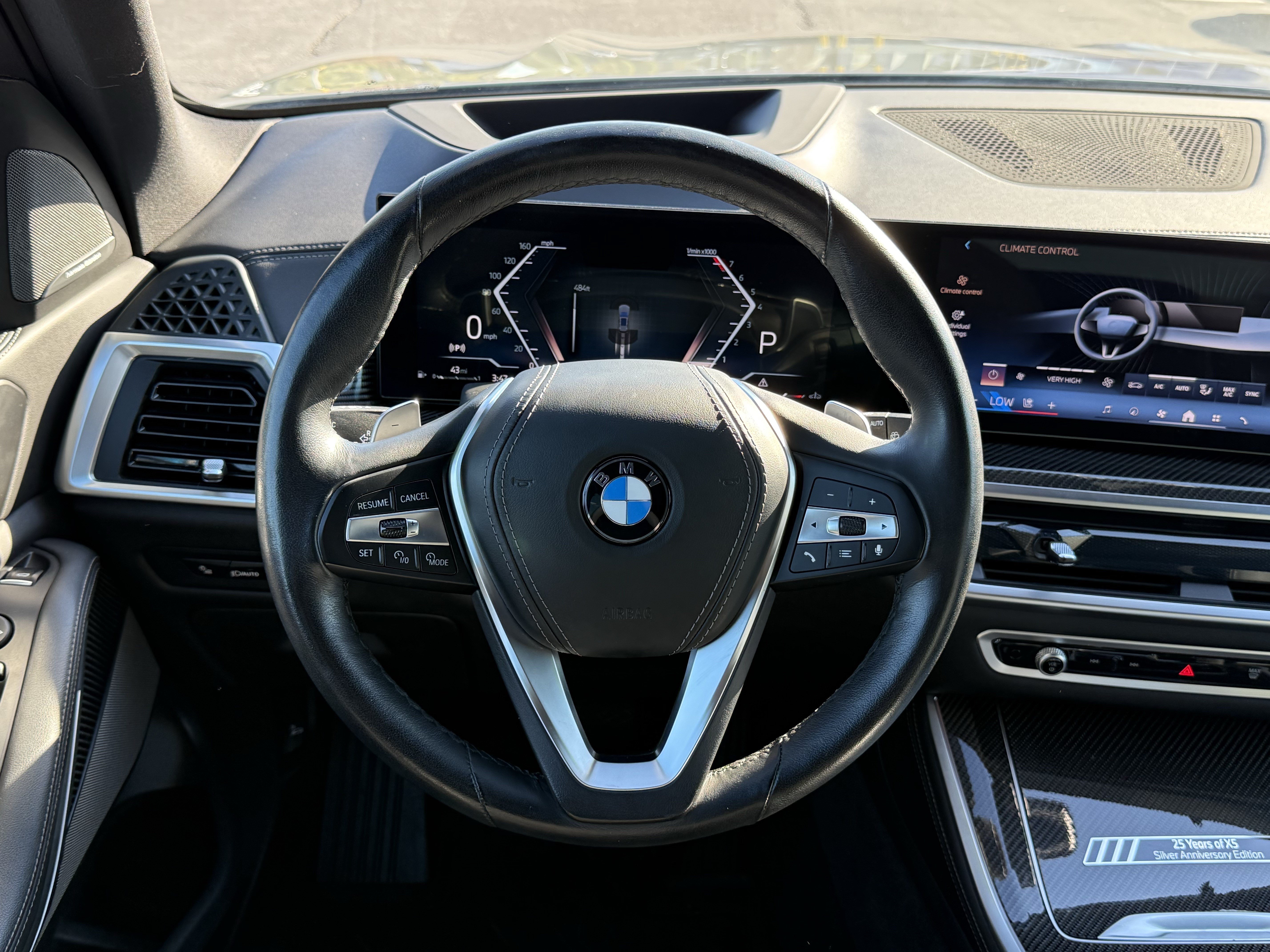 Used 2025 BMW X5 xDrive40i w/ Parking Assistance Package AWD/4WD image 18