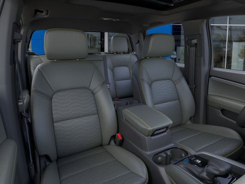 New 2026 Chevrolet Colorado ZR2 w/ Technology Package image 49
