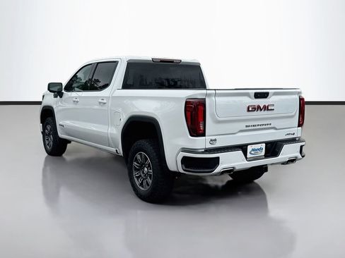 Used 2025 GMC Sierra 1500 AT4 AWD/4WD image 5