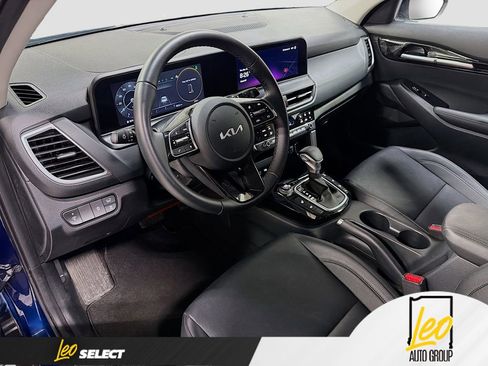 Used 2025 Kia Seltos EX w/ EX Sunroof Package AWD/4WD image 9