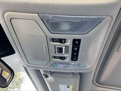 Used 2019 Toyota RAV4 XLE image 32